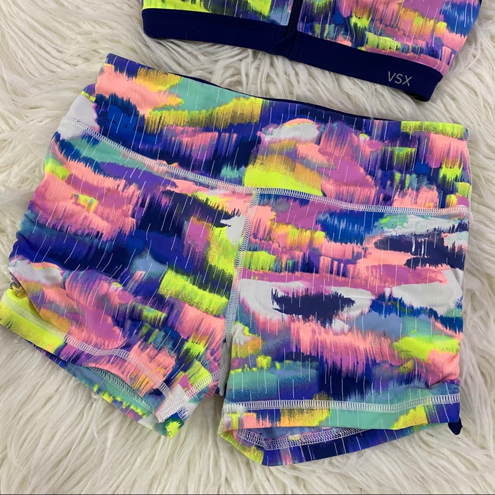 VSX Sport Knockout Hot Short size XS